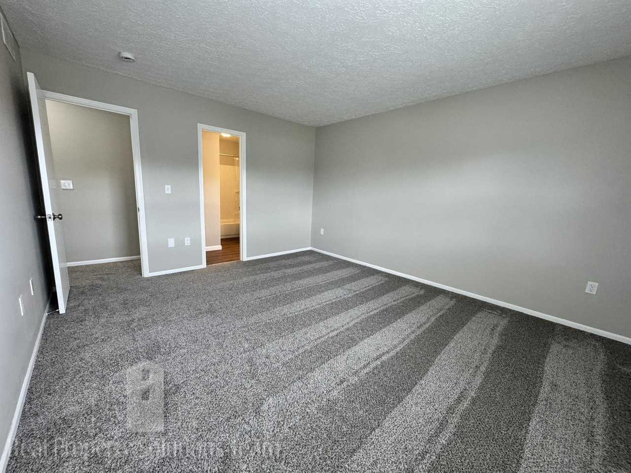 2724 Walden Bluff Court - Photo 7 of 10