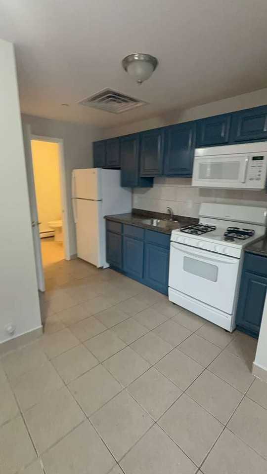 158 North 8th Street - Photo 3 of 40