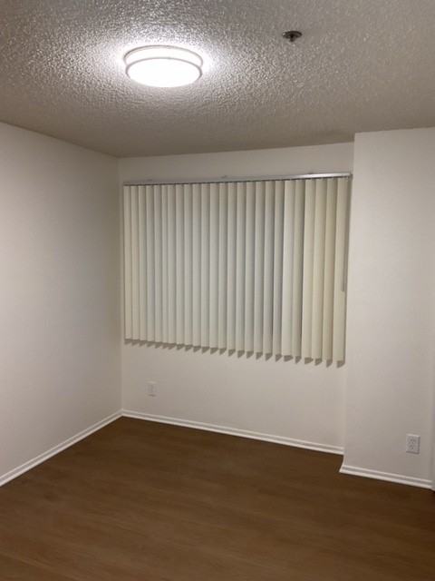 1586 Yosemite Dr. - Photo 6 of 16