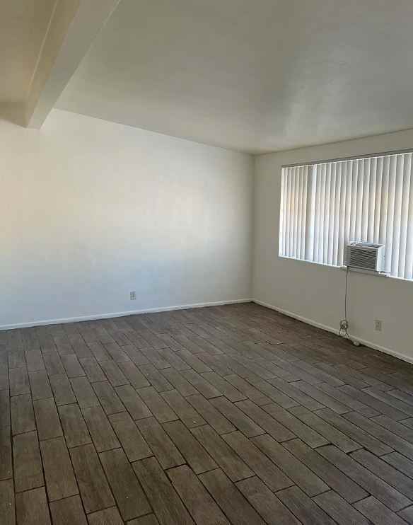 1128 // 3226 E Bellevue St - Photo 2 of 9