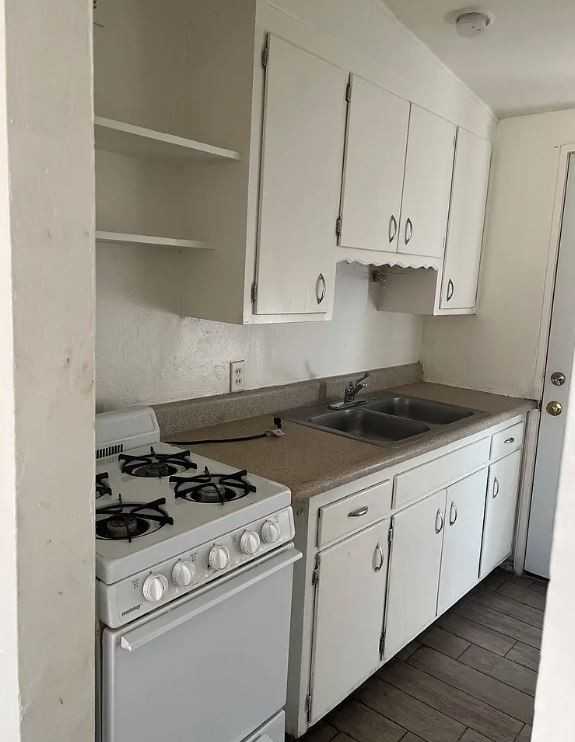 1128 // 3226 E Bellevue St - Photo 3 of 9