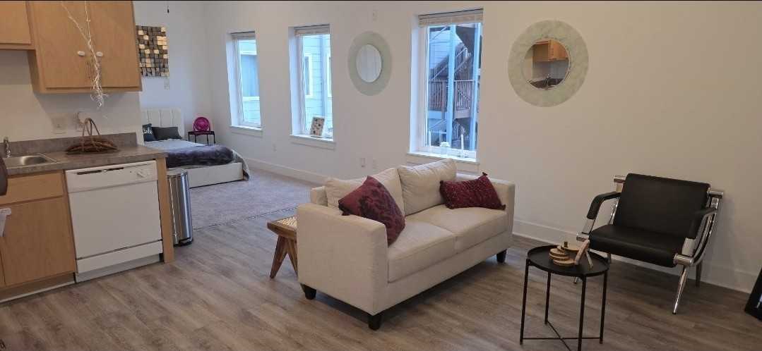 500 North 17th Street - Photo 3 of 50