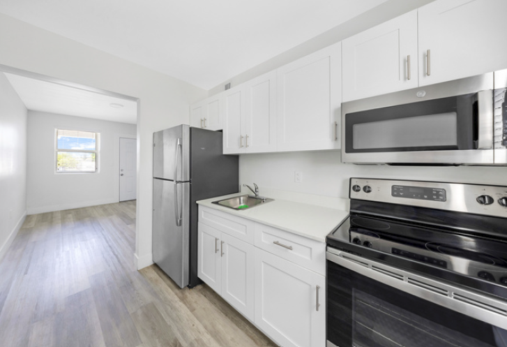 6040 Northwest 12th Avenue - Photo 3 of 36