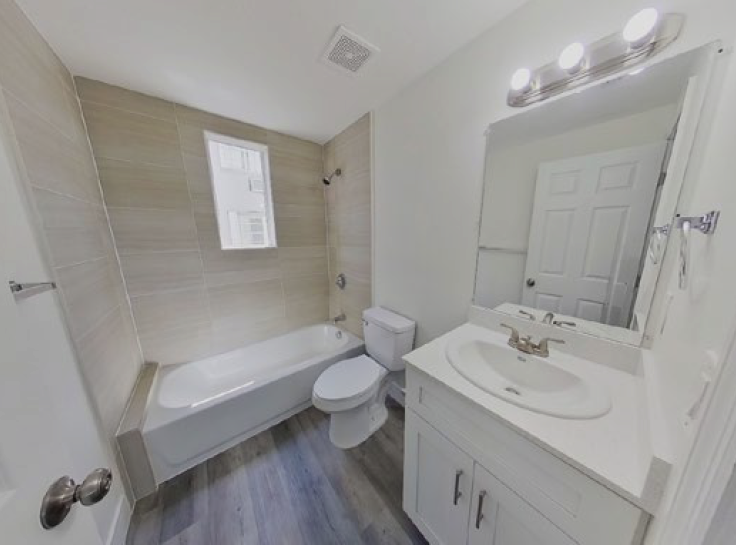 6040 Northwest 12th Avenue - Photo 4 of 36