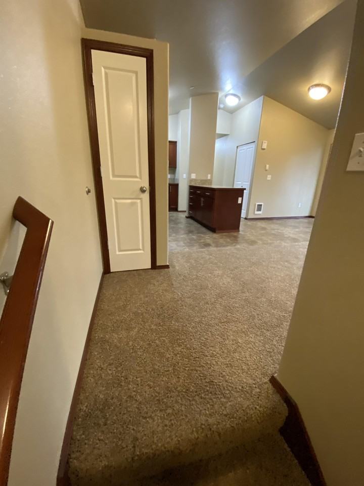 N14725-204 - Photo 4 of 24