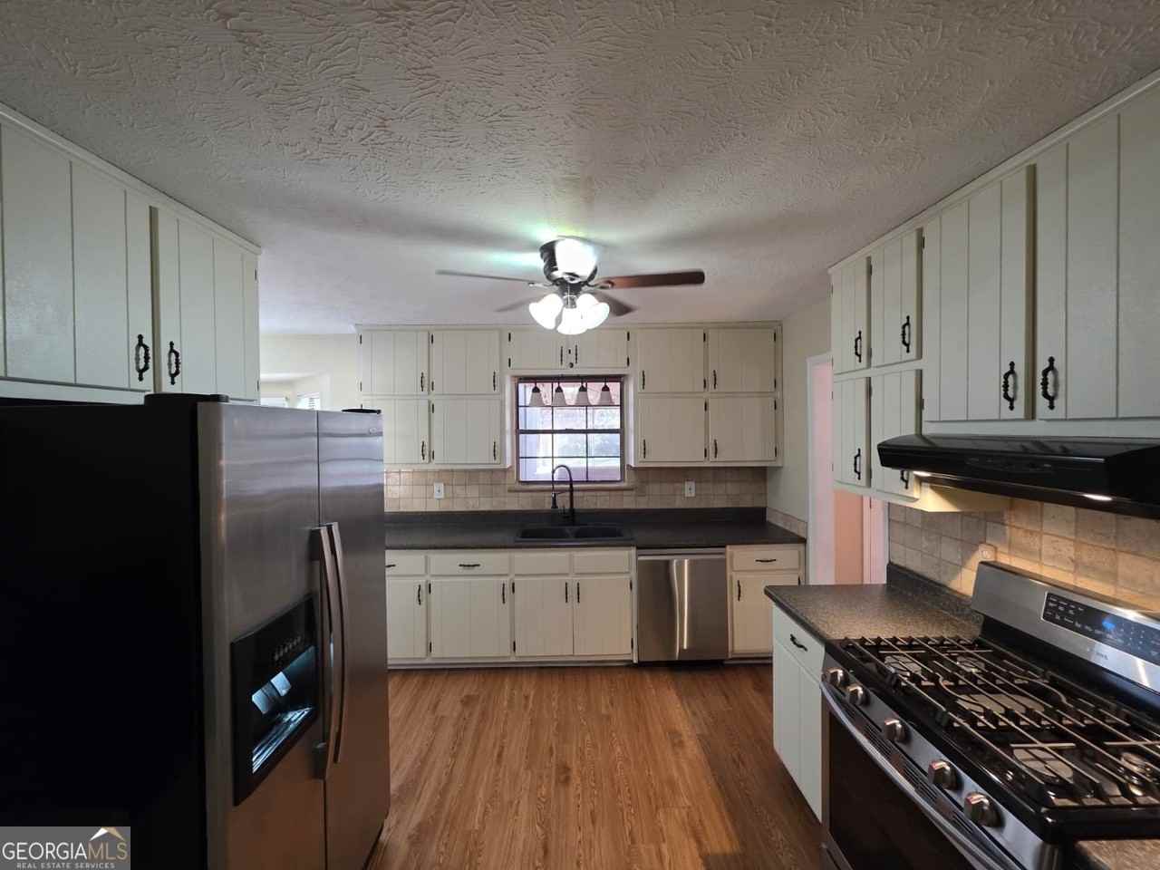 522 Knollwood Drive - Photo 6 of 34