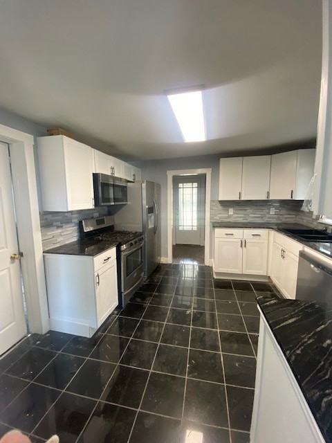 1710 East Fayette St - Photo 6 of 30