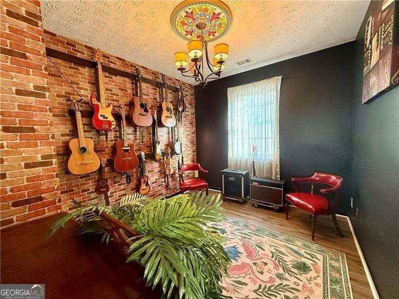 968 Windcroft Cir Nw - Photo 4 of 15