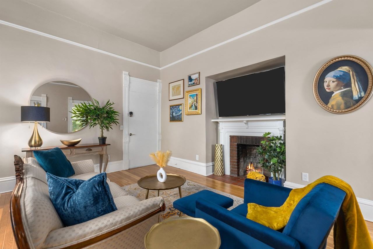 332 4th Street - Photo 3 of 50