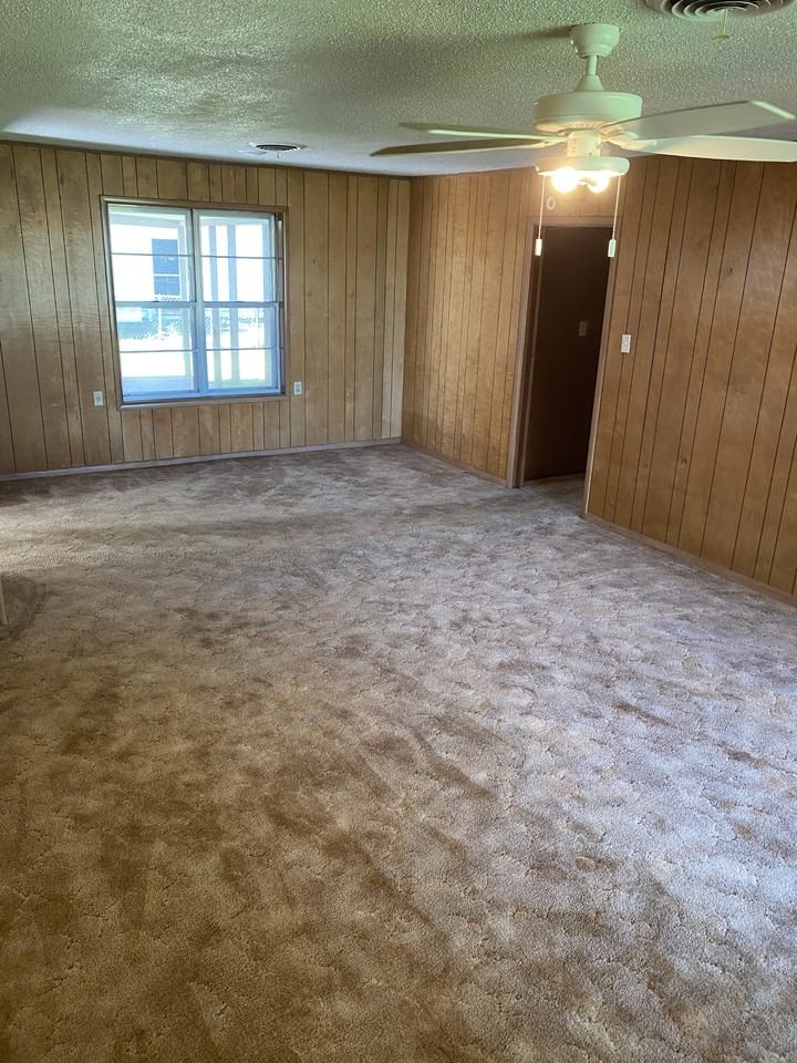 625 Country Club Rd #1 - Photo 2 of 26