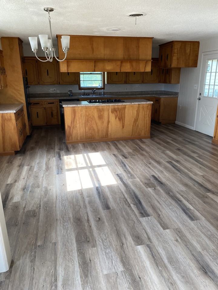 625 Country Club Rd #1 - Photo 5 of 26