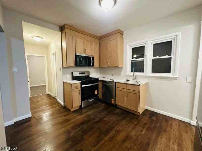 125 South 12th Street - Photo 6 of 13