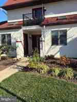 featured image of 10 Queen Elizabeth Court