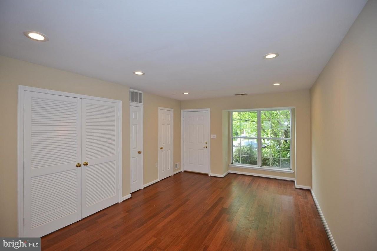 13107 Englishwood Lane - Photo 2 of 23