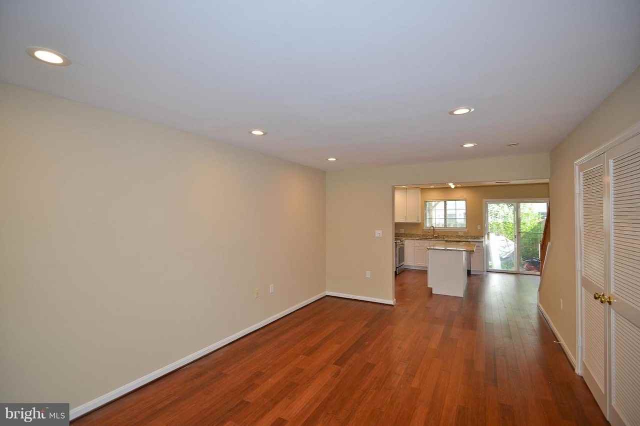 13107 Englishwood Lane - Photo 3 of 23