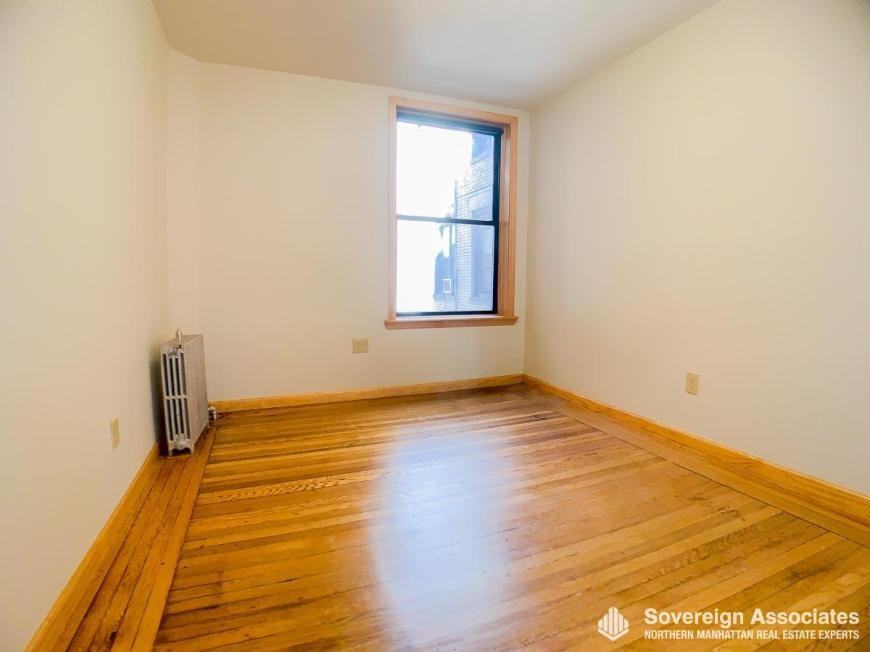 75 Cabrini Boulevard - Photo 6 of 10