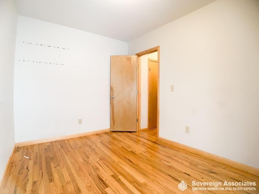 75 Cabrini Boulevard - Photo 7 of 10