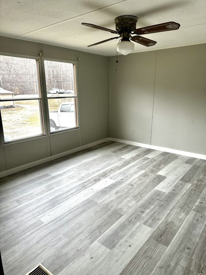 4617 US Highway 60 East #1 - Photo 2 of 10