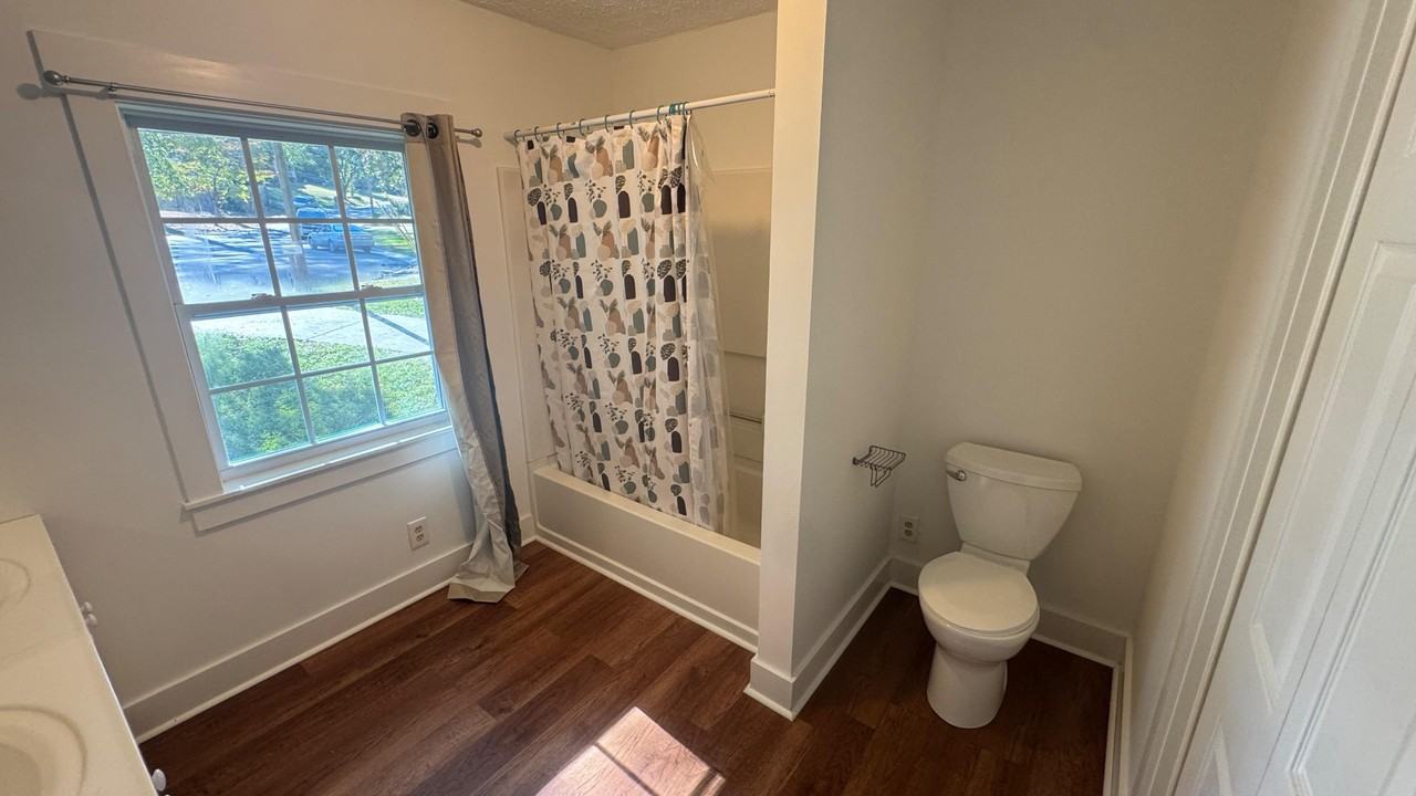 Brian Ln - Photo 7 of 13