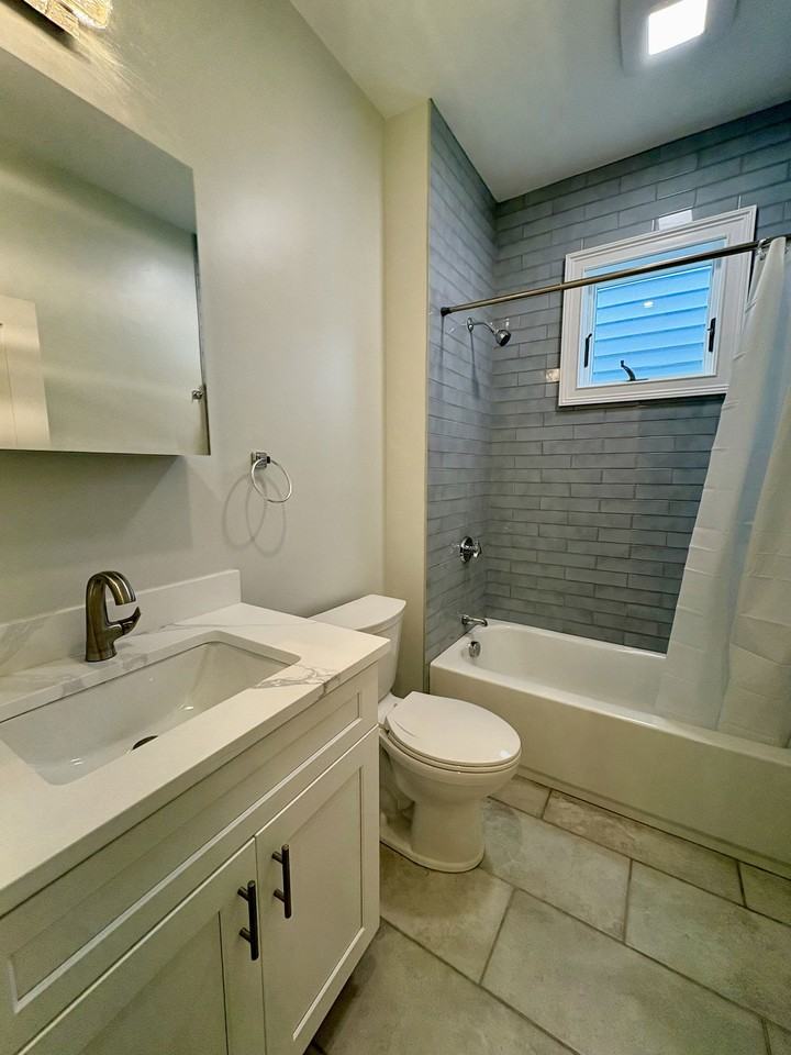 54 Falcon St - Photo 7 of 8