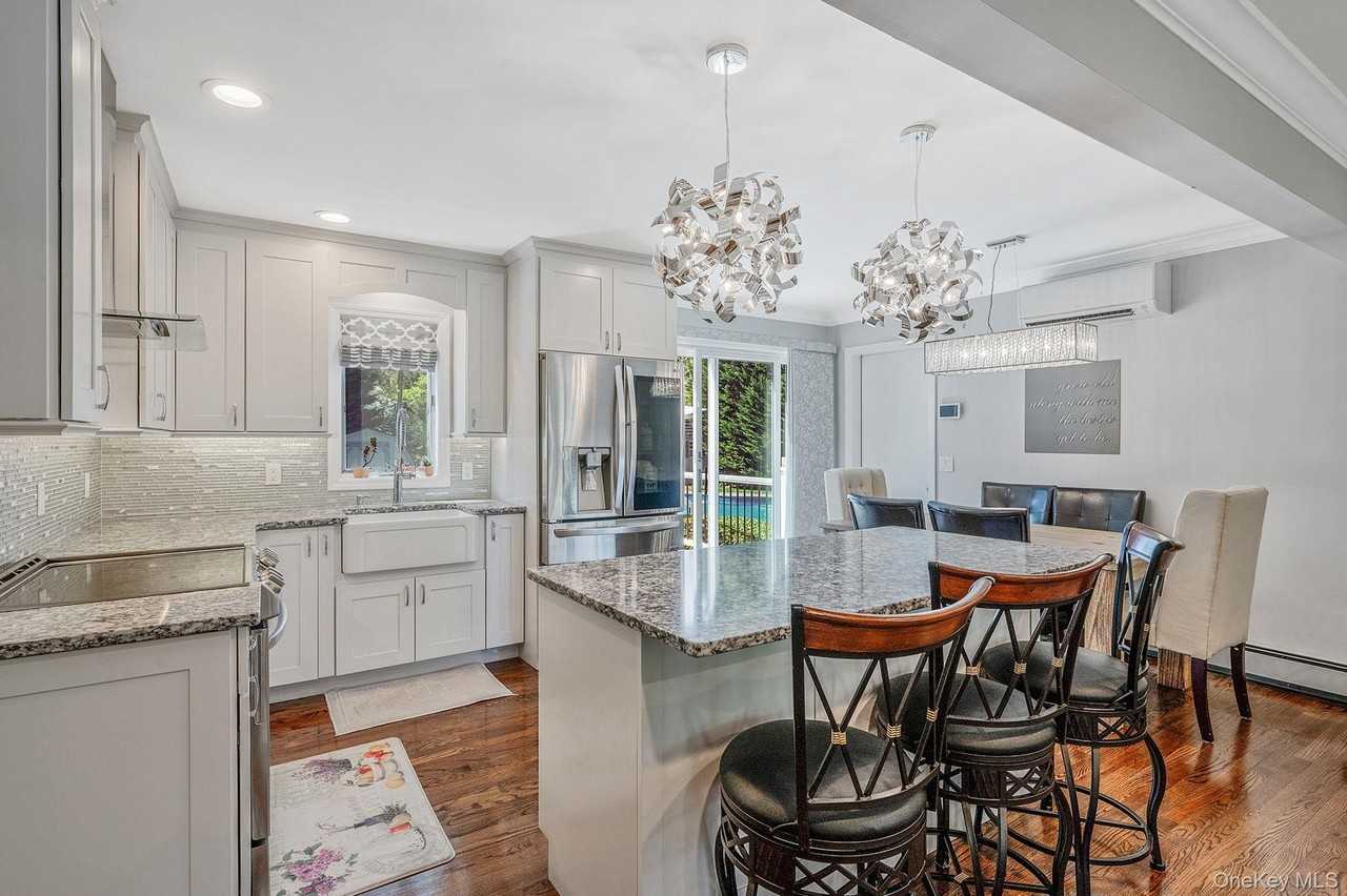 8 Paynes Ln - Photo 6 of 32