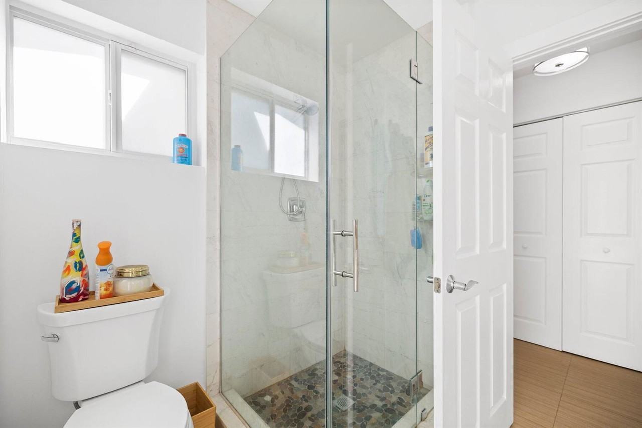 811 Capri St - Photo 2 of 8