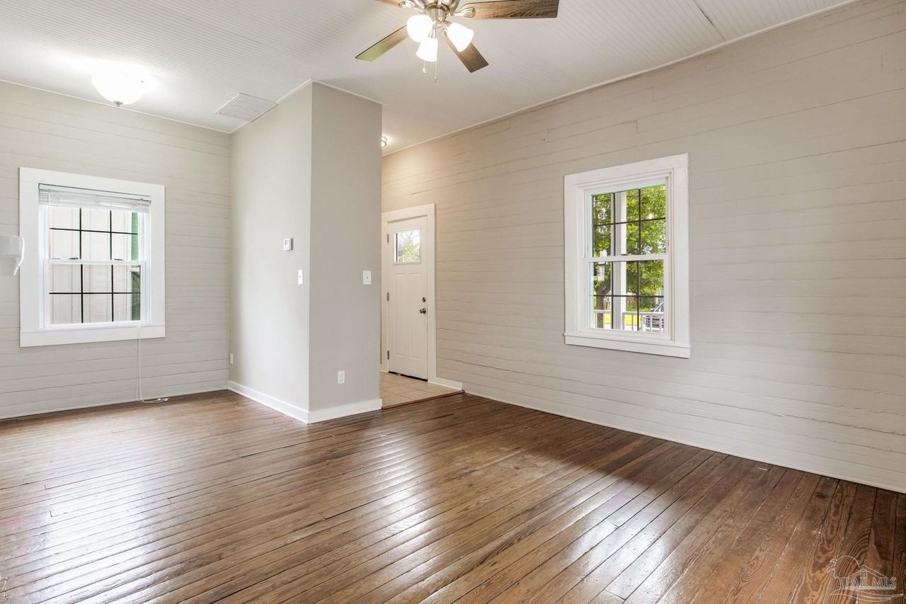 1410 East Gadsden Street - Photo 6 of 29