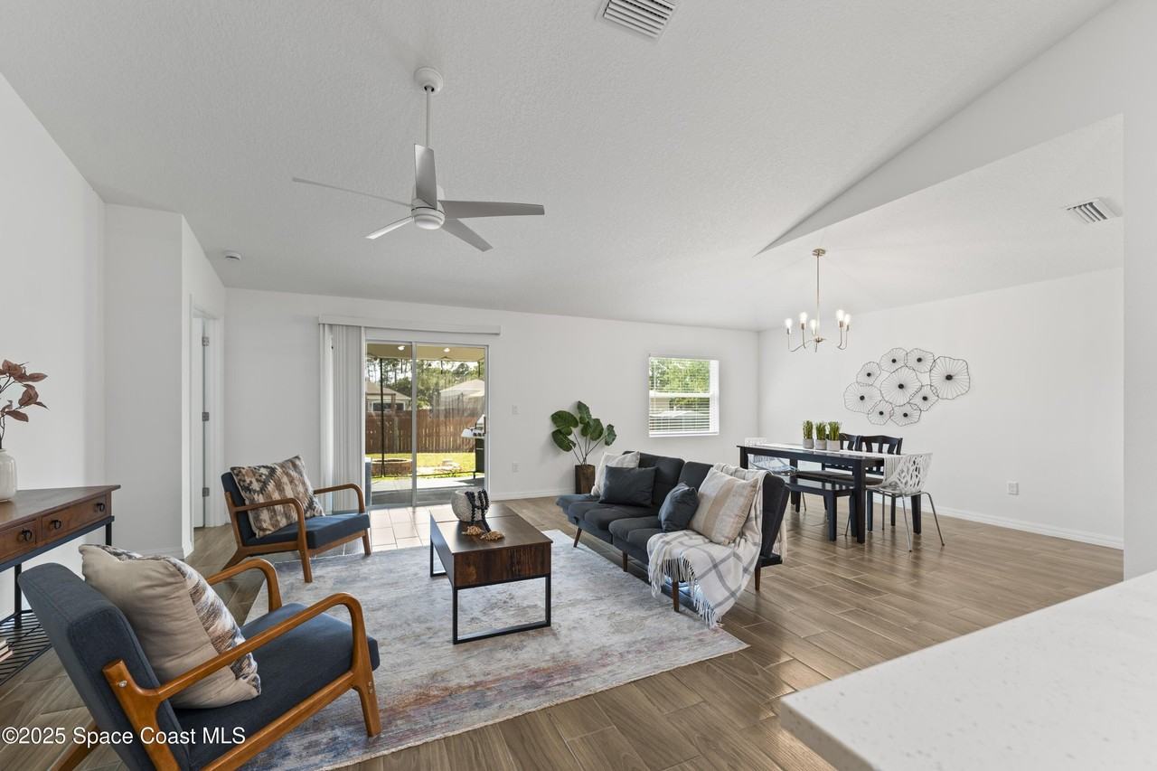 1938 Jupiter Blvd Sw - Photo 6 of 20