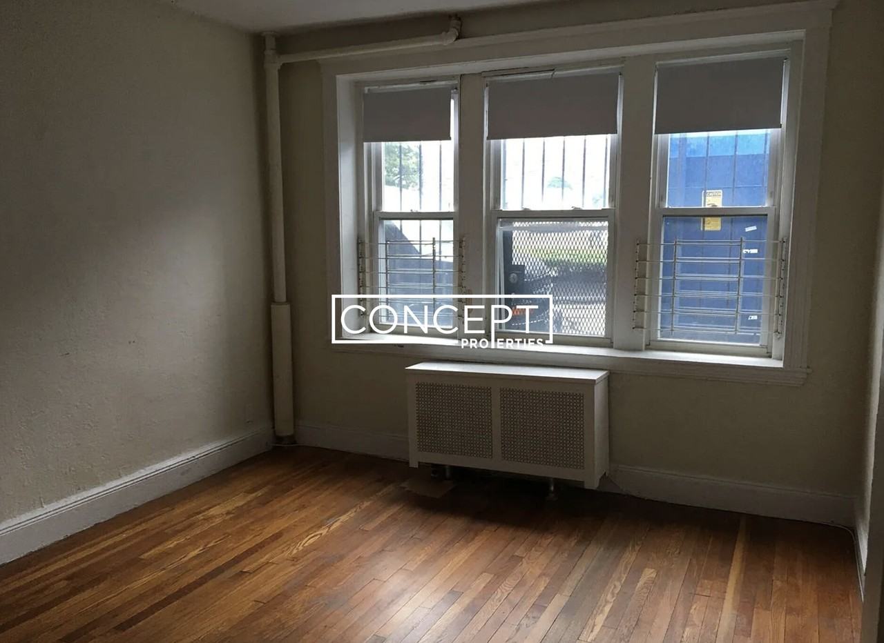 1800 Commonwealth Ave #3 - Photo 4 of 4