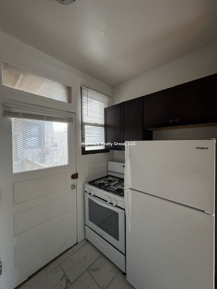 1321 W Estes Ave #35 - Photo 2 of 12