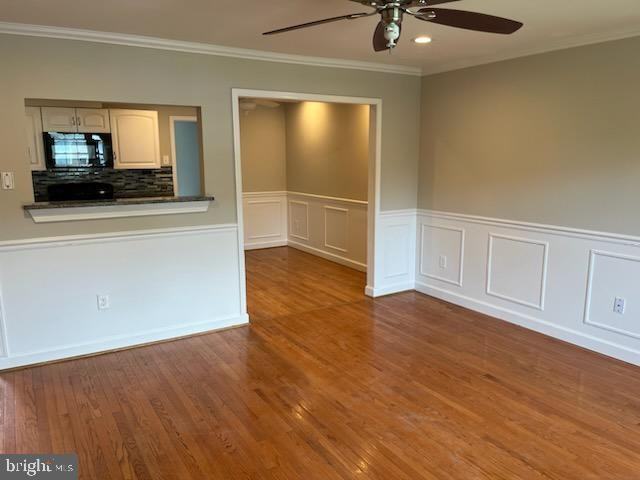 10310 Meadowview Dr - Photo 3 of 25