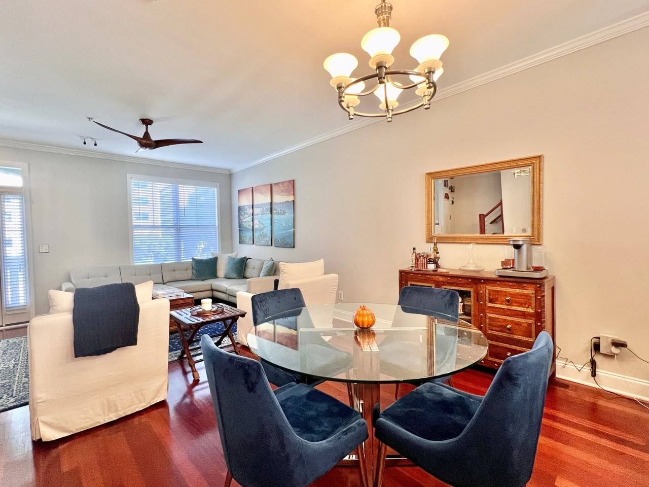 833 W 4th St - Photo 6 of 34