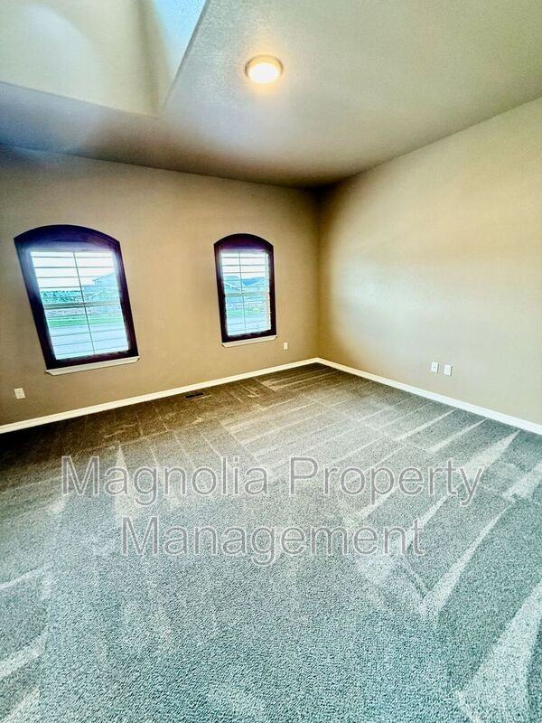 9916 Wolf Lake Dr - Photo 6 of 19