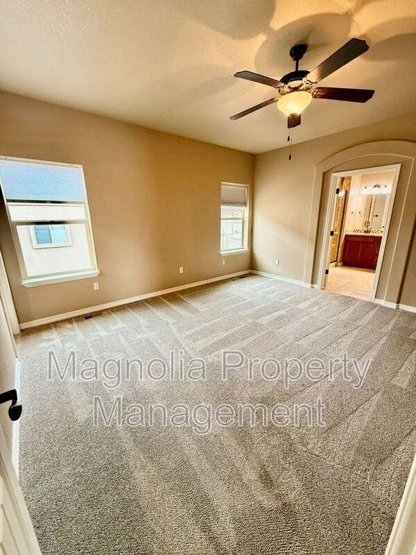 9916 Wolf Lake Dr - Photo 7 of 19