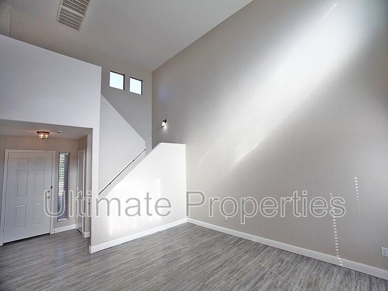 12301 W Columbine Dr - Photo 3 of 12