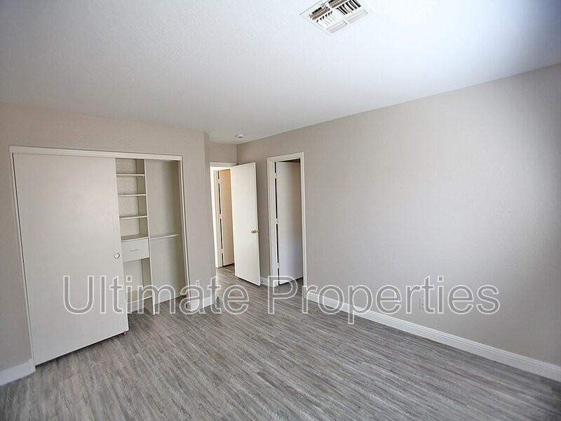 12301 W Columbine Dr - Photo 7 of 12