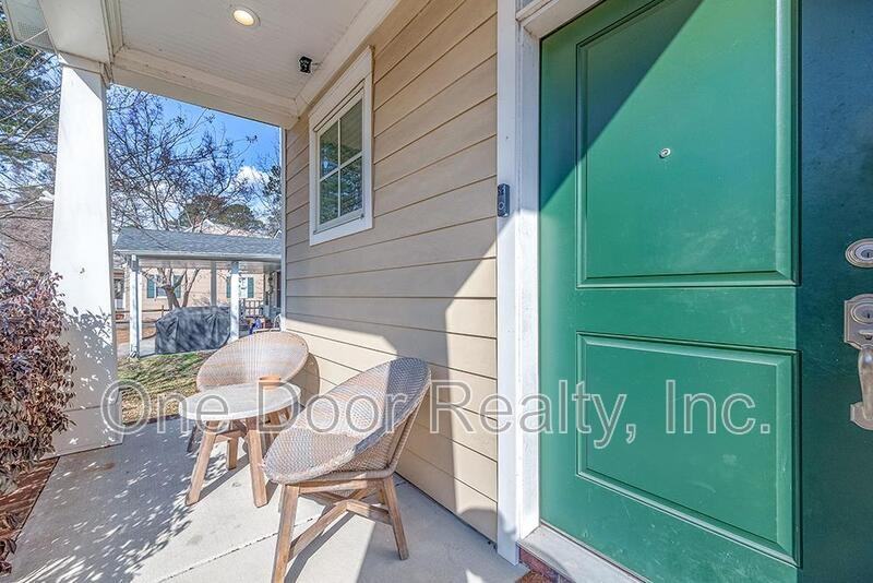 805 Lafayette Street - Photo 5 of 33