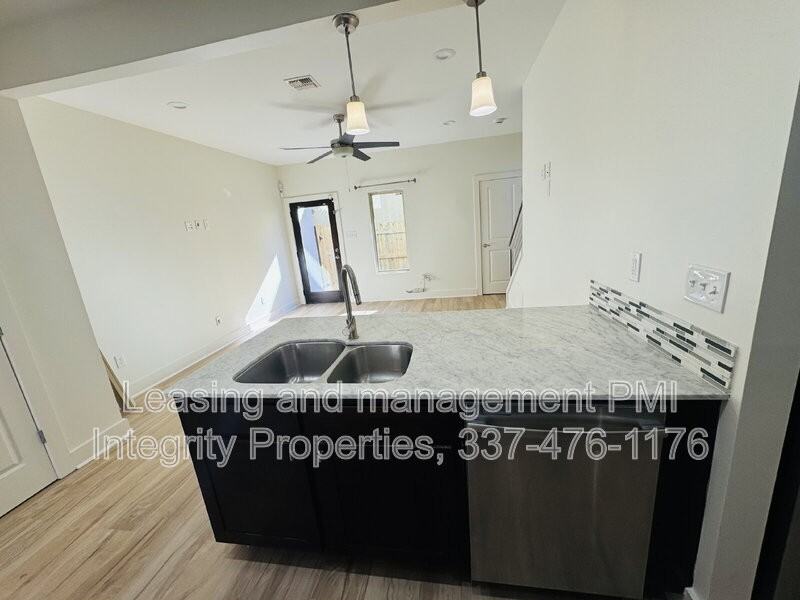 113 Bayou St #115 - Photo 6 of 26