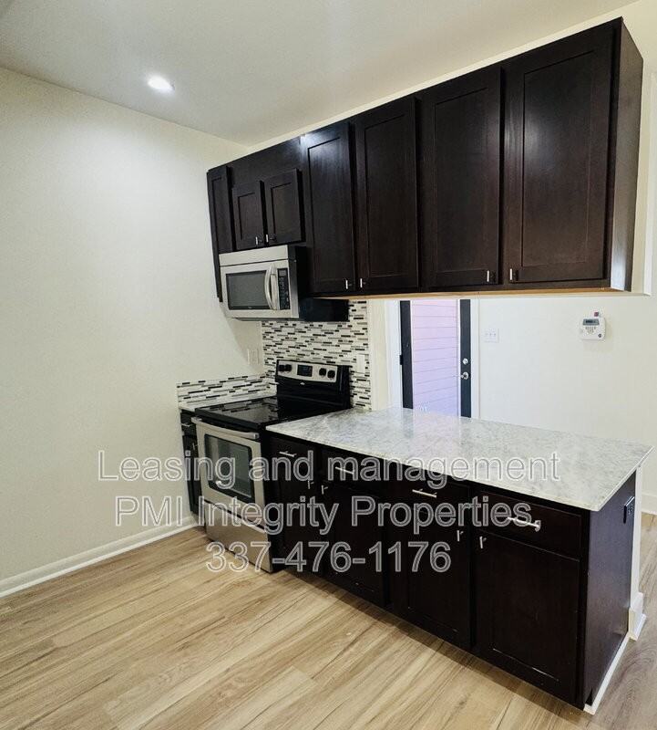 113 Bayou St #115 - Photo 7 of 26