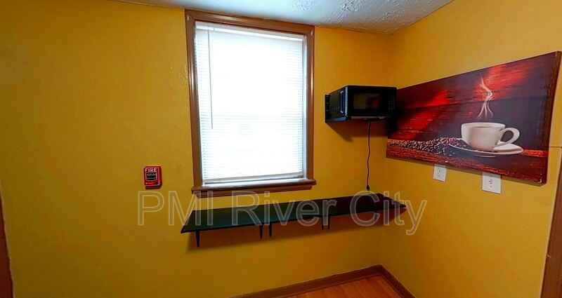 237 E 21st St - Photo 6 of 16