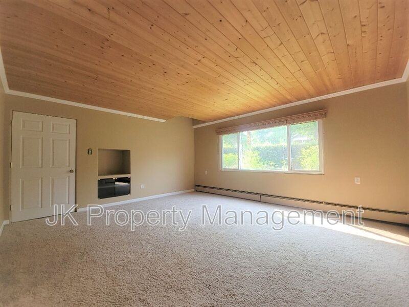 1305 2nd Avenue North #01 - Photo 4 of 30