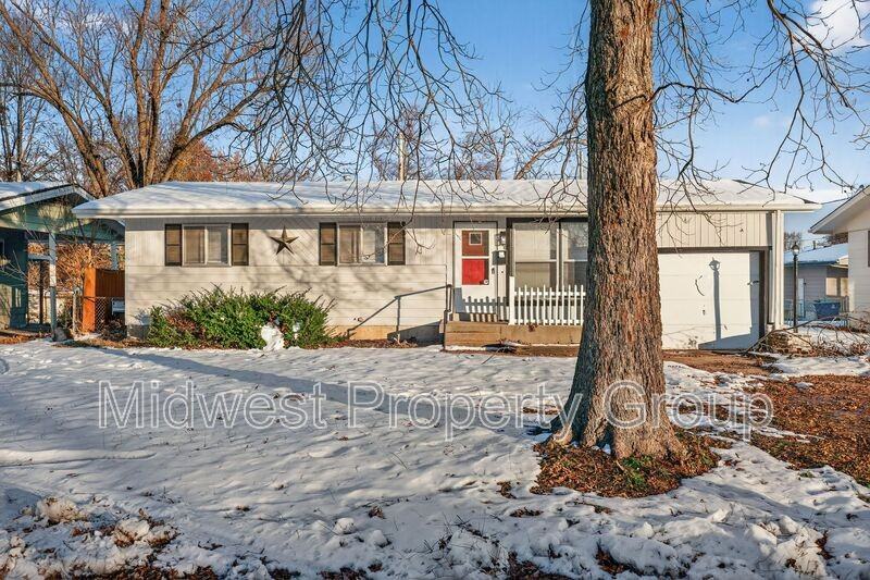 10406 Hobkirk Drive - Photo 2 of 31