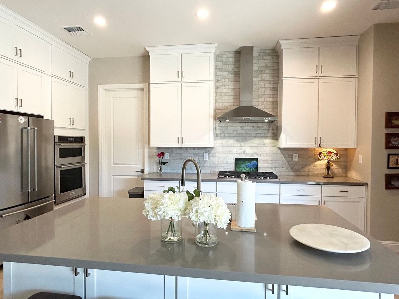 2152 Woodhouse Dr - Photo 6 of 50