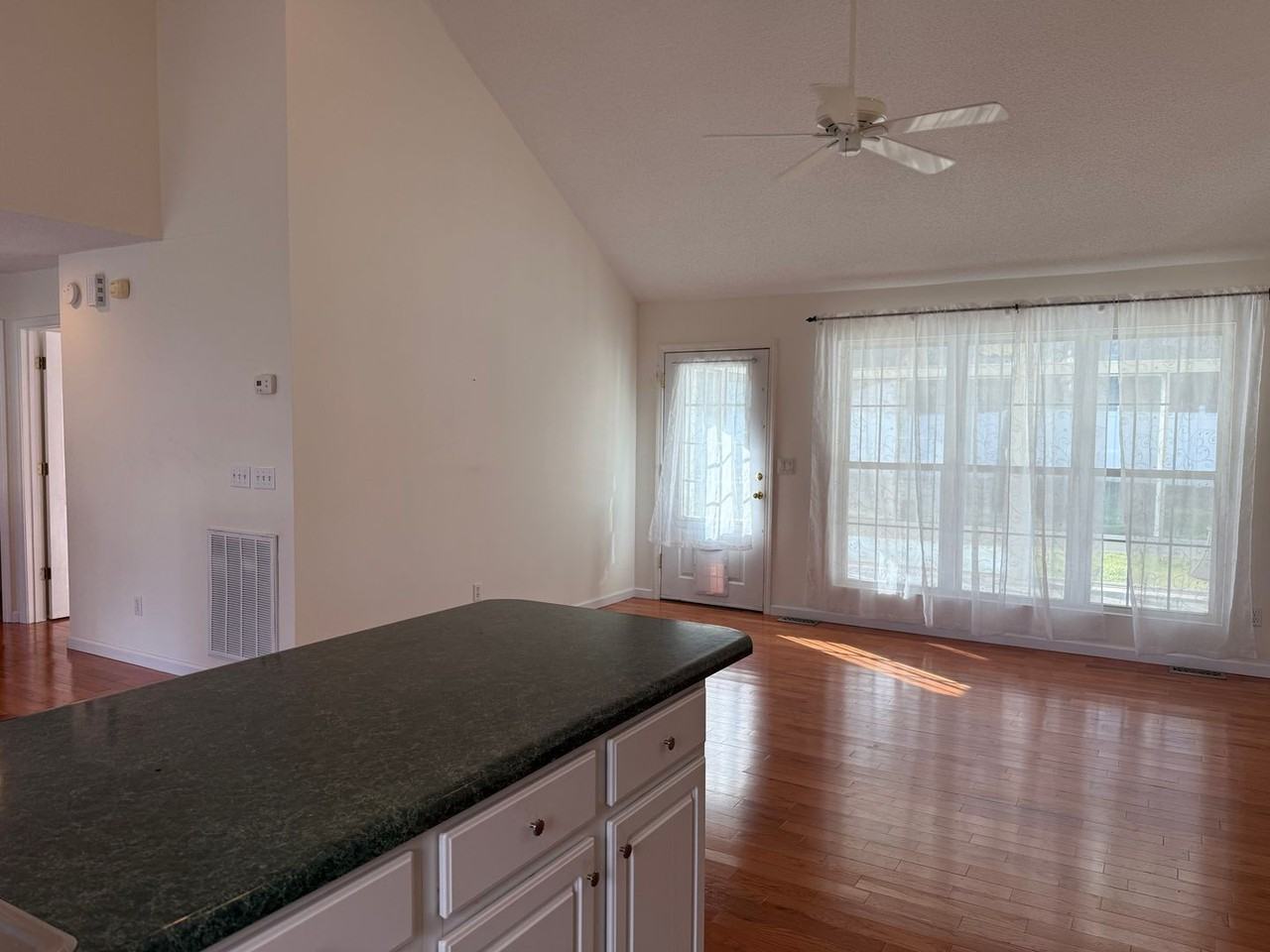 1718 Concord Street - Photo 7 of 20