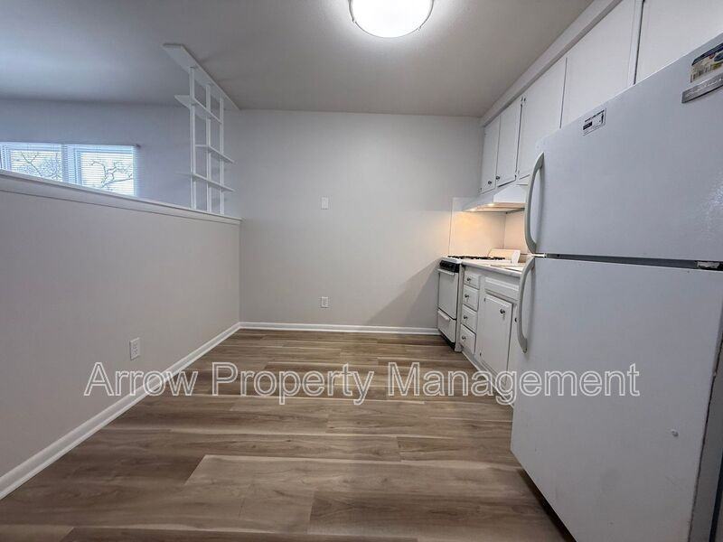 2206 K St - Photo 2 of 8