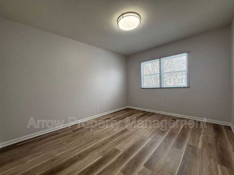 2206 K St - Photo 7 of 8