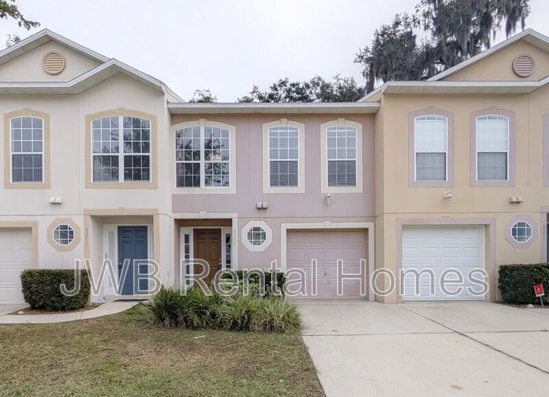 8255 Halls Hammock Court - Photo 2 of 19