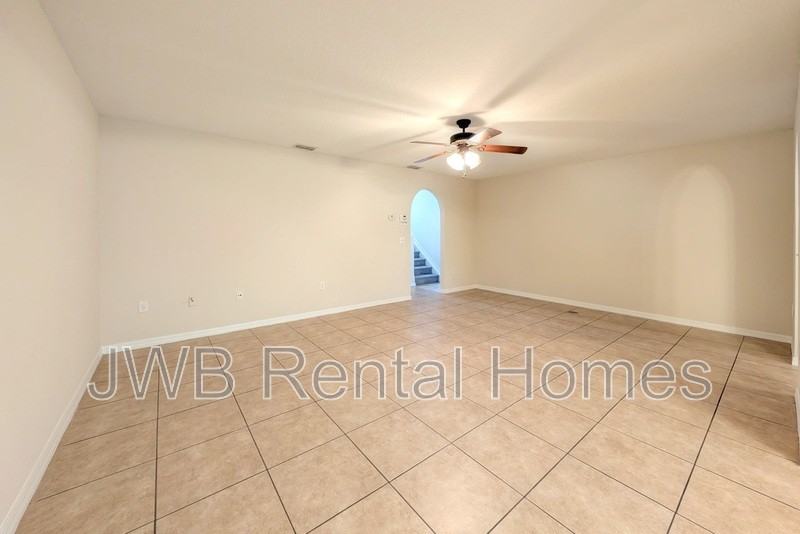 8255 Halls Hammock Court - Photo 6 of 19