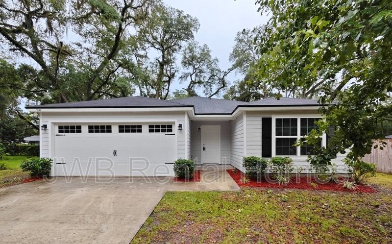 8740 Buttercup Street - Photo 2 of 9