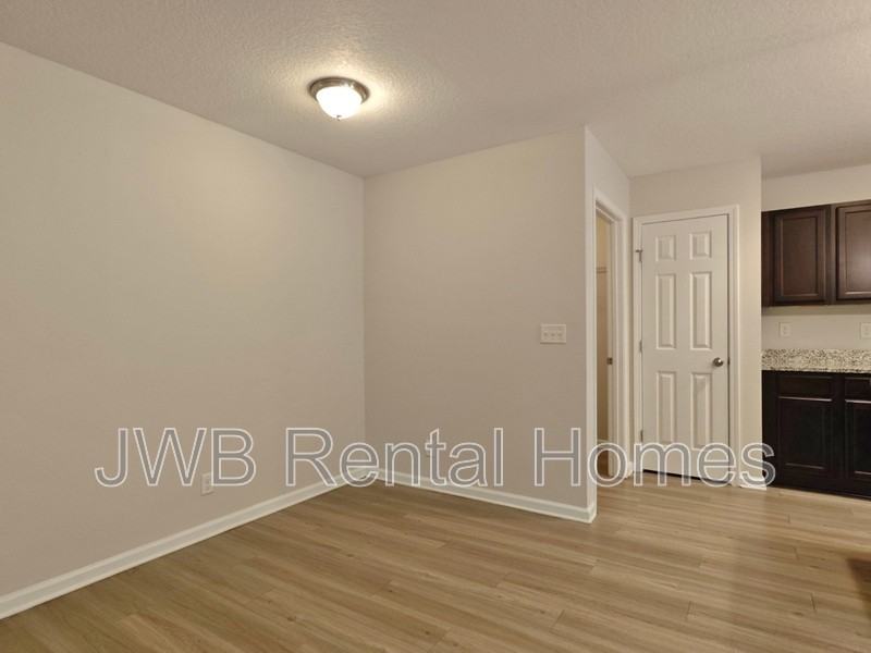 8740 Buttercup Street - Photo 4 of 9